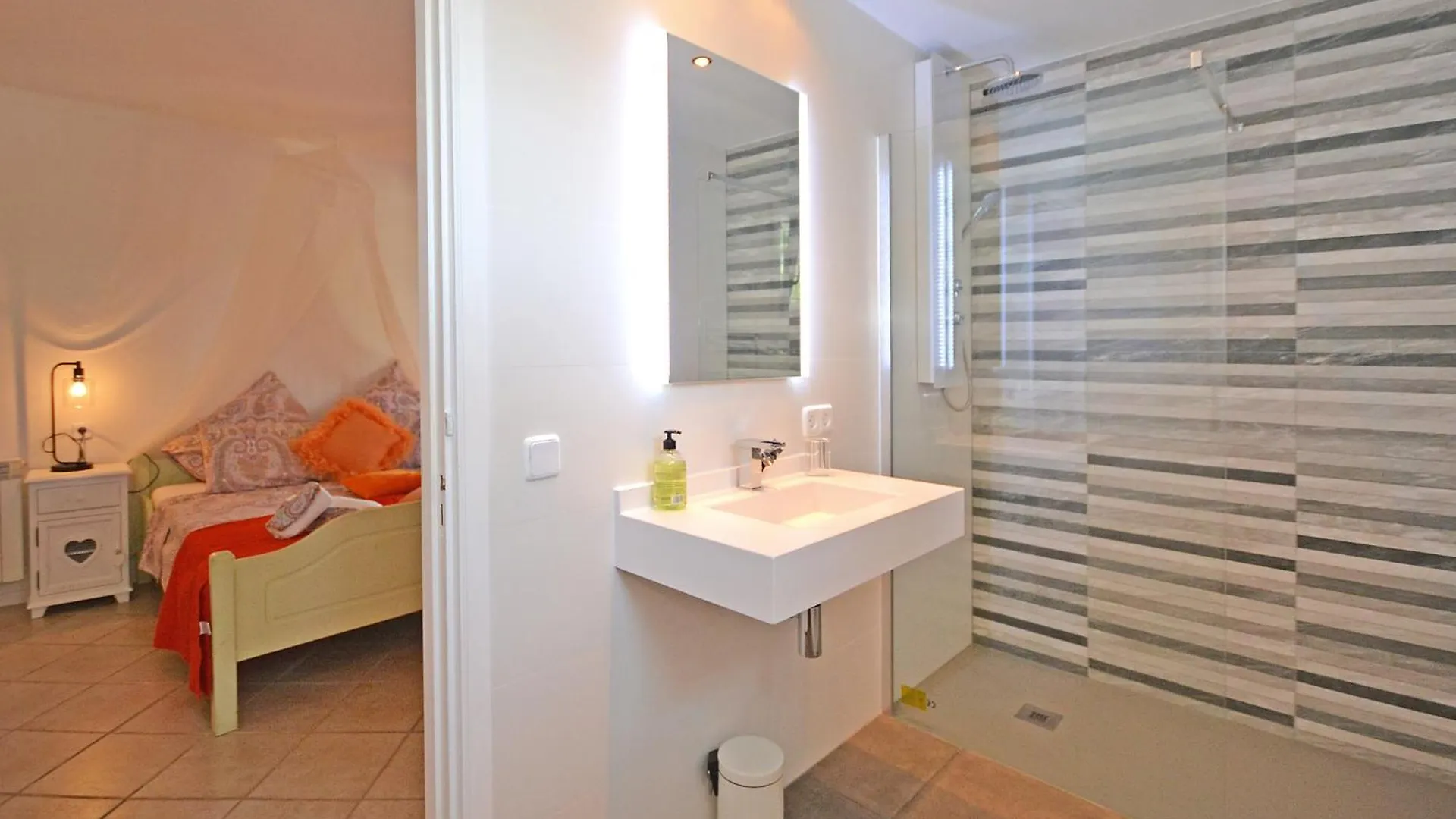 Villa Odette Alcudia Alpesi faház
